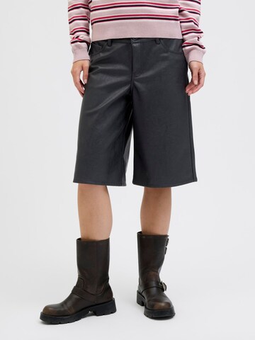 Regular Pantalon 'JXLAURA' JJXX en noir : devant