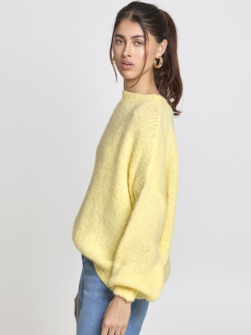 Lilavie Strickpullover ' Peggii ' in Gelb