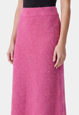 IZIA Rok in Roze