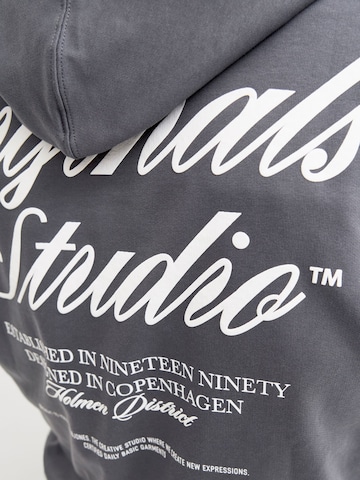 JACK & JONES - Sudadera en gris