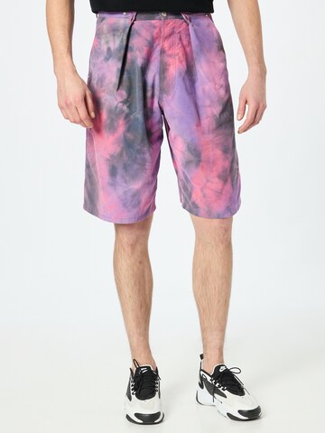 regular Pantaloni con pieghe 'JUMP' di HOPE in lilla: frontale