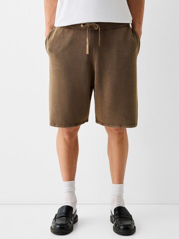 Bershka Regular Trousers in Brown