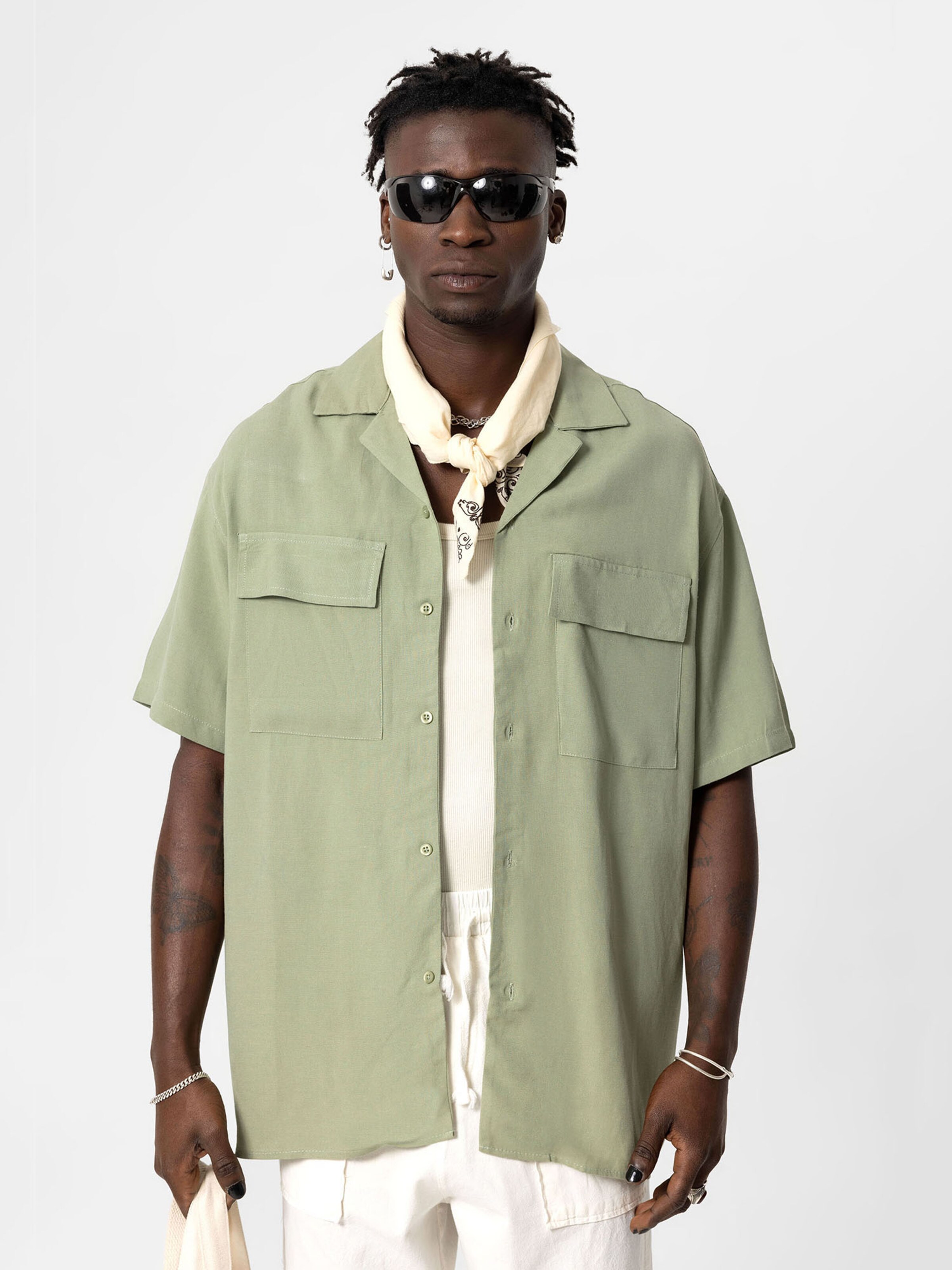 VAMOS CLO Comfort Fit Cămașă 'Athens' pe Kaki ABOUT YOU