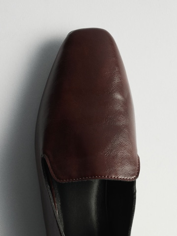 raudona The Set Loaferai