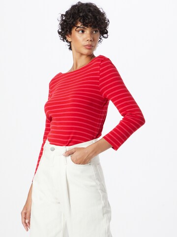 GAP Shirt in Rood: voorkant