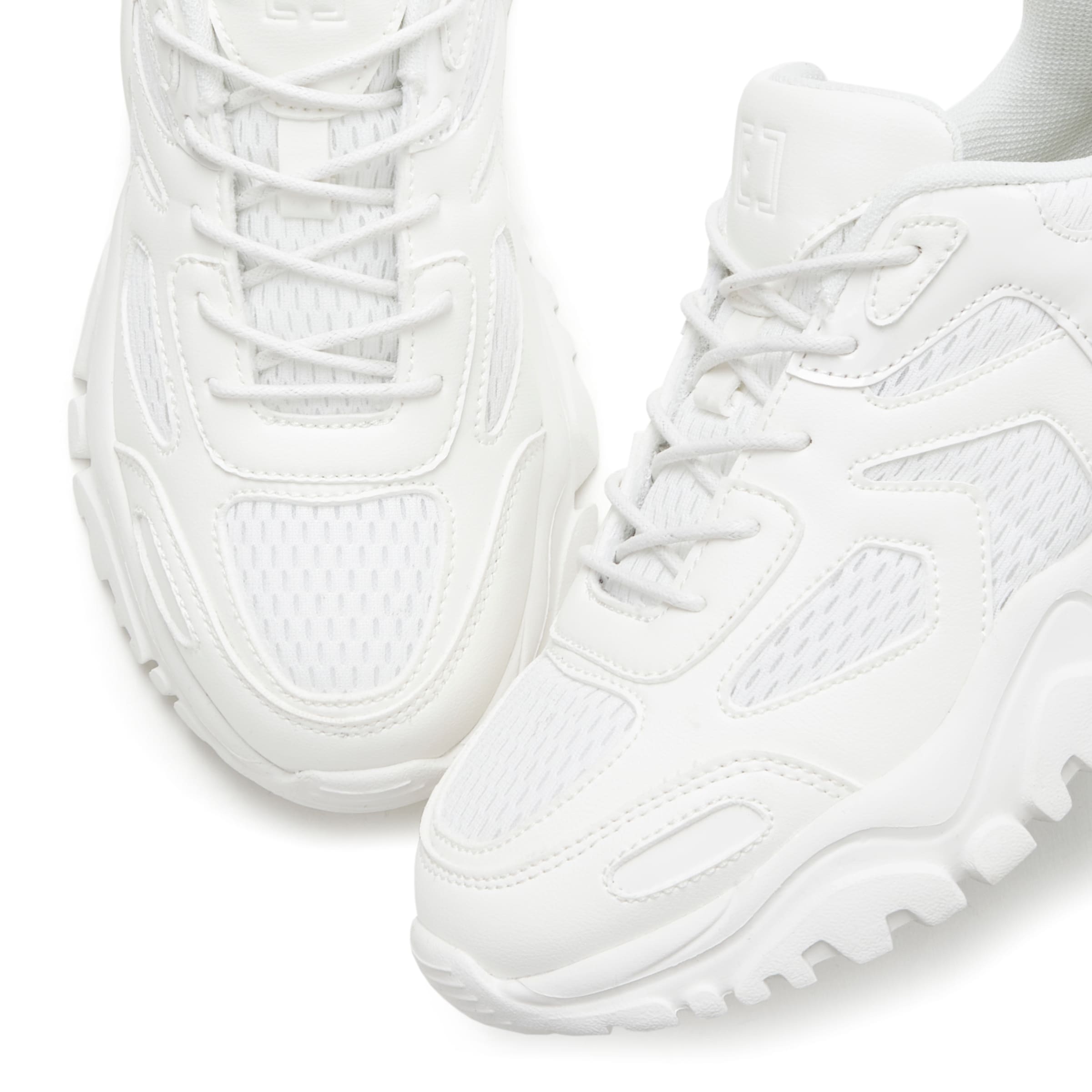 Elbsand Madalad ketsid, värv valge