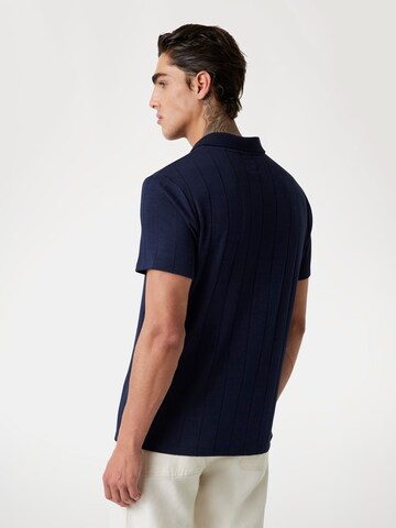 GUESS Pullover in Blau