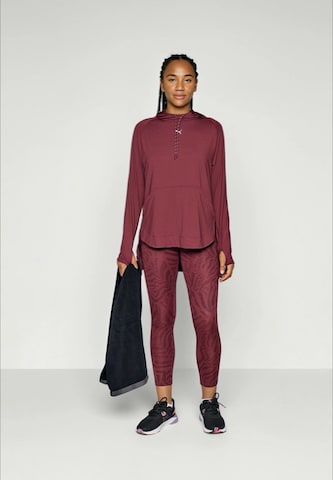 PUMA - Sweatshirt de desporto em vermelho