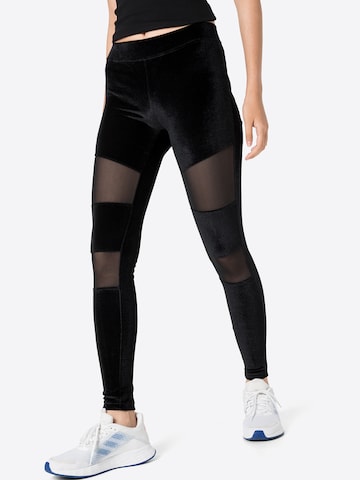 Urban Classics Skinny Leggings in Black: front