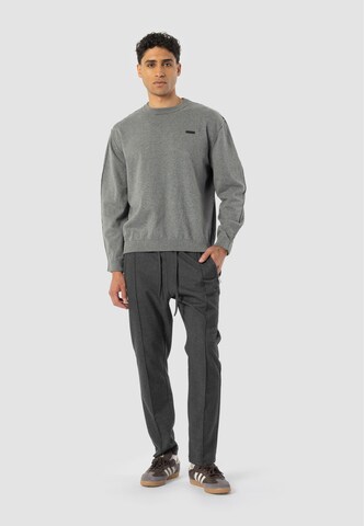 Elias Rumelis Sweatshirt 'IDRIS' in Grey