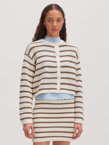 EDITED Πλεκτή ζακέτα 'Ida' σε μπεζ: μπροστά
