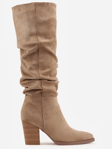 Boots 'Bottes bout pointu effet plissé à talon bloc - noir' VERA Collection en gris : devant