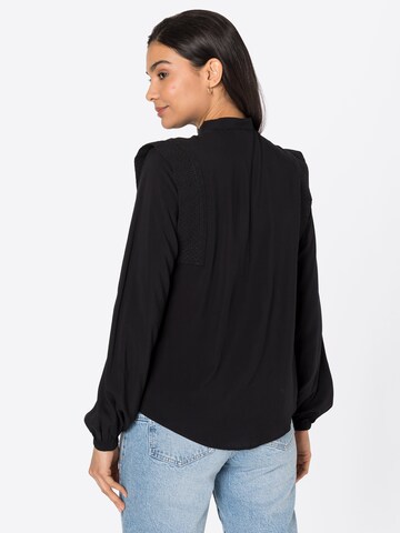QS Blouse in Black