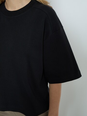 Peppercorn T-Shirt 'Fiola' in Schwarz