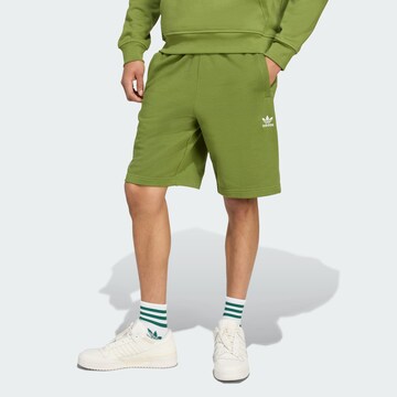 ADIDAS ORIGINALSregular Hlače 'Essentials' - zelena boja: prednji dio