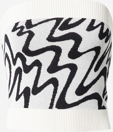 Monki Knitted top in White: front