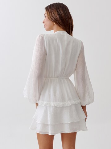 Tussah Dress 'DAVINA' in White: back