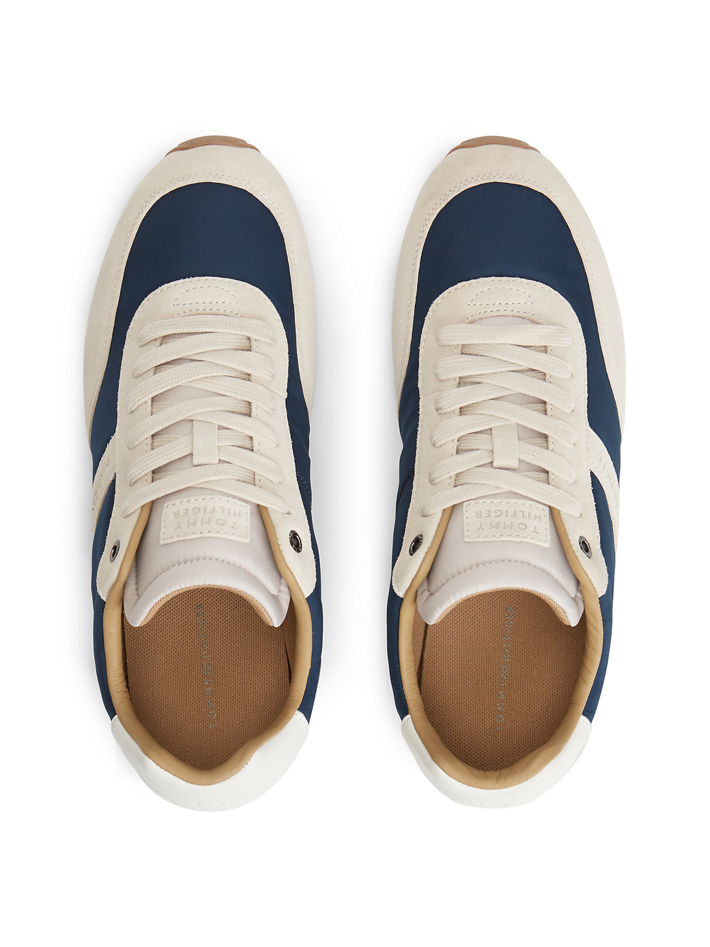 TOMMY HILFIGER Sneaker in Weiß