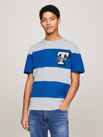 Tommy Jeans Shirt 'Letterman' in Blauw: voorkant