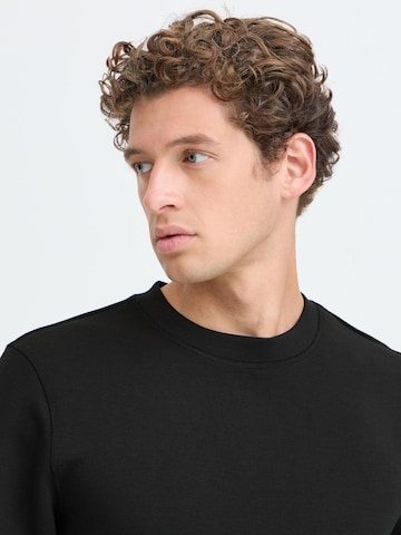 Casual Friday Sweatshirt 'Sebastian' in Black