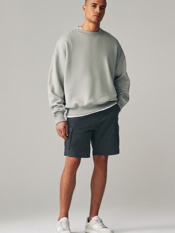 Next regular Παντελόνι cargo σε γκρι: μπροστά