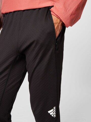 ADIDAS SPORTSWEAR Дънки Tapered Leg Спортен панталон 'D4T Workout Warm' в черно