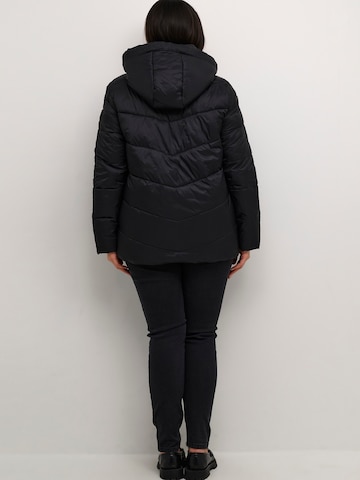 Veste d’hiver 'KCSusanna' KAFFE CURVE en noir