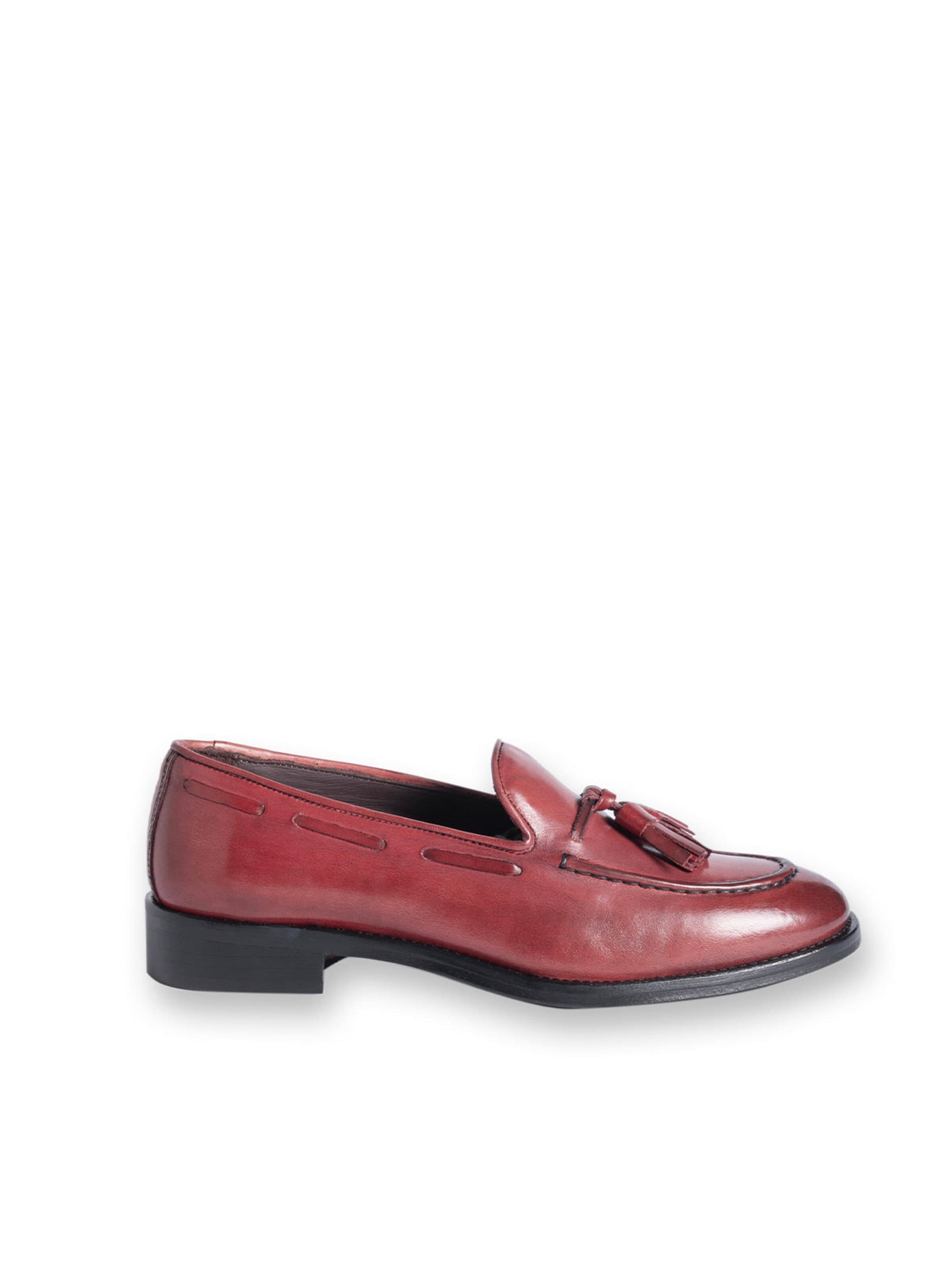 Jerelyn Creado - Mocassins 'Pepi' em vermelho: frente
