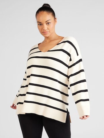 Vero Moda Curve Sweater in Beige: front