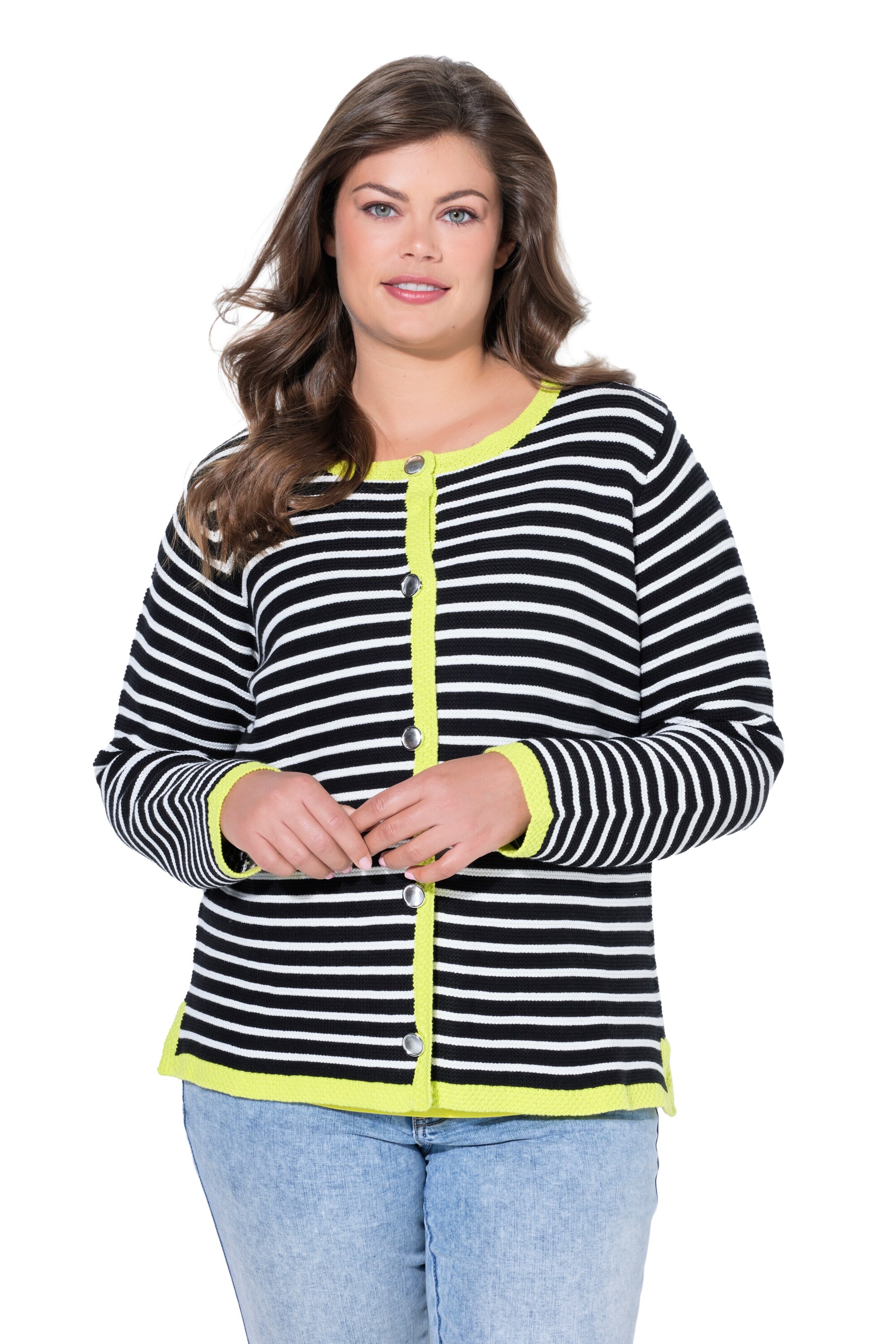 LAURASØN Knit Cardigan in Black: front