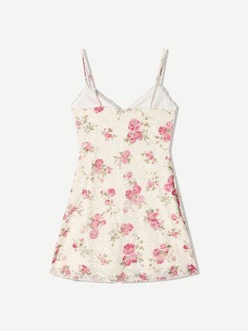 Bershka Sommarklänning i beige