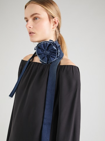 Robe 'Fanya' modström en noir