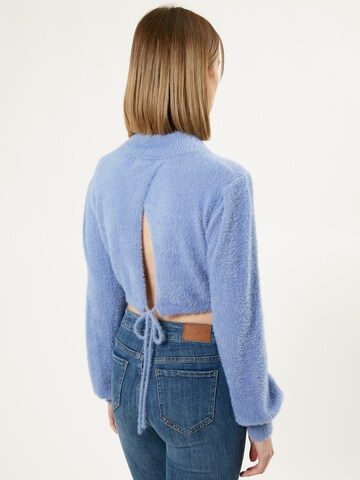 Influencer Sweater in Blue