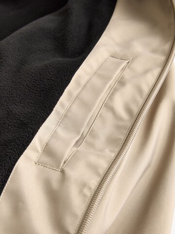 Veste fonctionnelle Next en gris