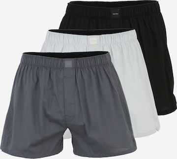 Boxeri de la Calvin Klein Underwear pe gri: față