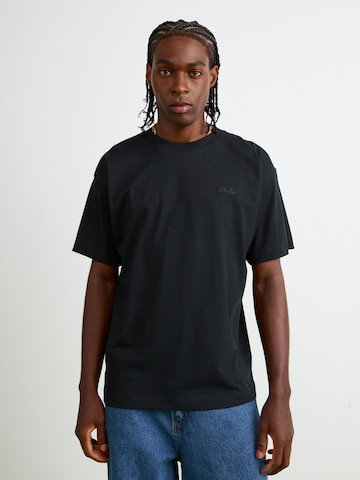 T-Shirt 'Suisio' ELLESSE en noir : devant