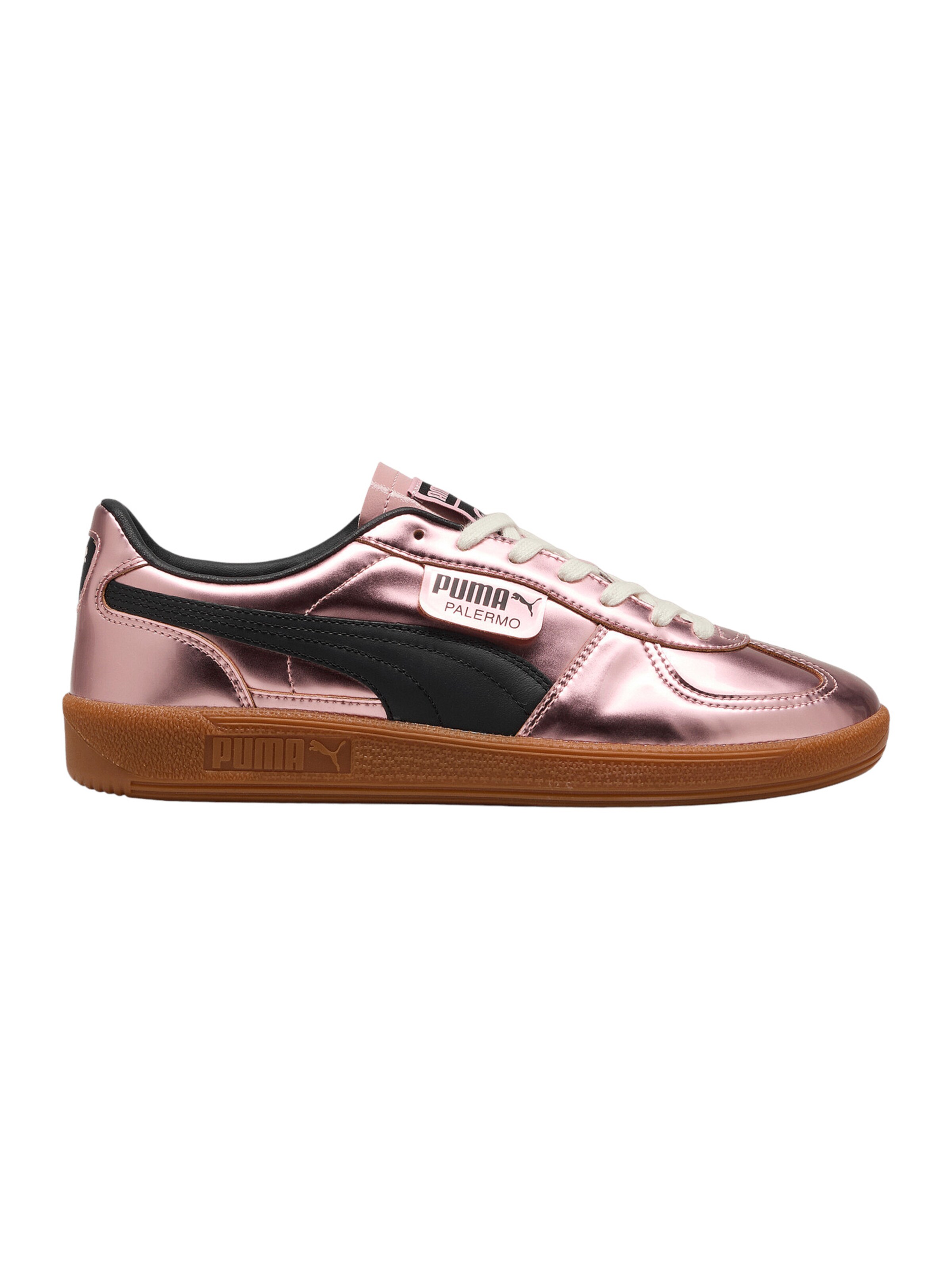 PUMA Sneakers in Pink
