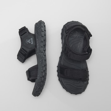 Kamik Sandale in Schwarz