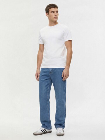 Everly Тениска в бяло