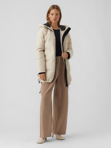 VERO MODA Vinterjacka 'Oslo' i beige