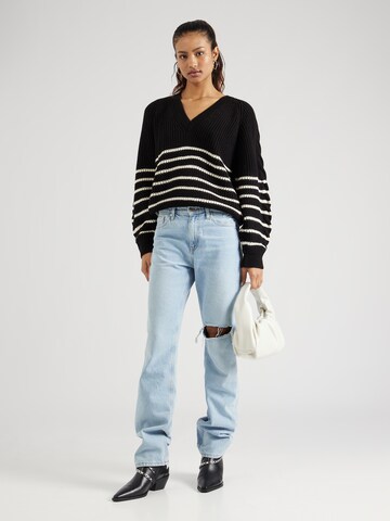 SISTERS POINT Pullover 'MIBA' in Schwarz