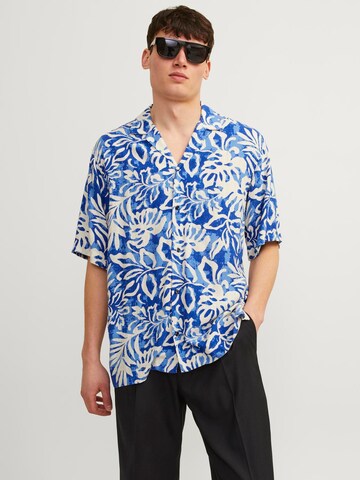 JACK & JONES Comfort fit Button Up Shirt 'JJBlurexton' in Blue: front