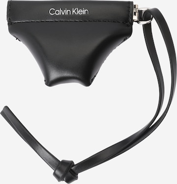 Calvin Klein Футляр в Черный: спереди