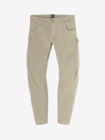 Le Temps Des Cerises Tapered Broek 'Albe' in Groen: voorkant