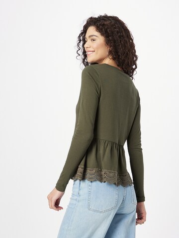 ABOUT YOU Shirt 'Cora' in Groen