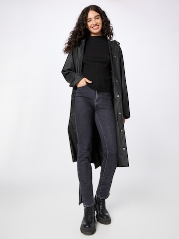 RAINS Between-Seasons Coat in Black