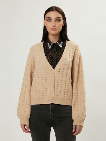 Cardigan Influencer en beige : devant