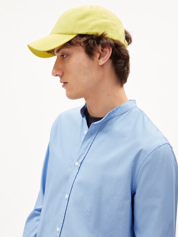 Coupe regular Chemise 'Tomas' ARMEDANGELS en bleu