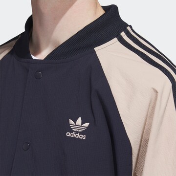 ADIDAS ORIGINALS Преходно яке 'Sst ' в синьо