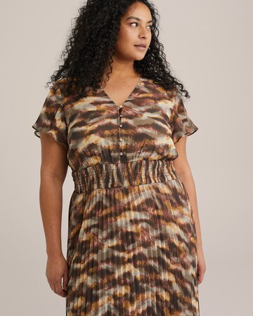 WE Fashion Dress in Brown